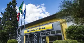 Novo concurso do Banco do Brasil para nível médio terá salário que supera R$ 9 mil com benefícios