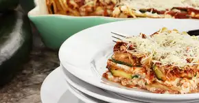 Esta lasanha de abobrinha é muito prática evai transformar suas refeições