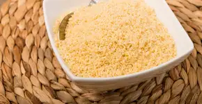 Farofa de panko crocante: o acompanhamento que faltava!