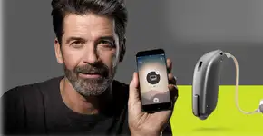 Aparelho auditivo ligado à internet permite ouvir celular e tv