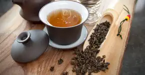 Harvard indica chá Oolong para combater gordura localizada na barriga