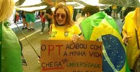 ‘Barbie fascista’ trolla simpatizantes de Bolsonaro