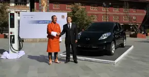 Butão quer ser o primeiro país a substituir todos os carros convencionais por elétricos