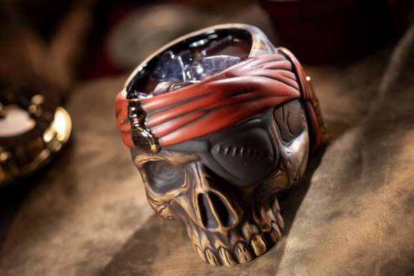 O Plunderer’s Punch será servido em um copo de caveira