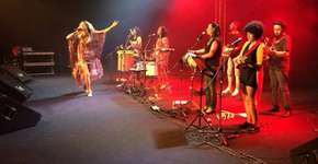 Samba de Rainha homenageia mulheres sambistas no Largo da Batata