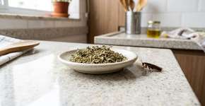 Como espantar baratas de casa usando um pouco de orégano: repelente caseiro eficaz.Como espantar baratas de casa usando um pouco de orégano: repelente caseiro eficaz