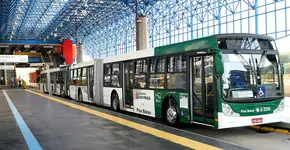 Ônibus da cidade de São Paulo vão ter contador de passageiros para combater superlotação