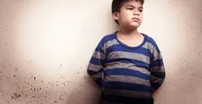 Como a instabilidade na infância pode afetar a saúde mental no futuro