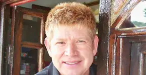 Melanoma: entenda o câncer de pele que levou Roberto Leal à morte