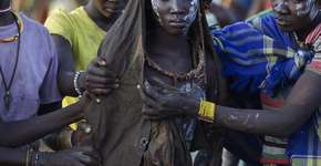 Nigéria aprova lei que proíbe mutilação genital de mulheres e meninas