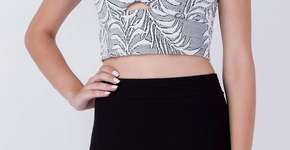 Saia curta para receber Bolsonaro provoca ira das mulheres