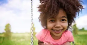 Projeto que fecha ruas para o brincar torna crianças mais ativas