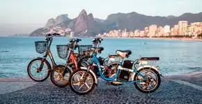Empresa vende e-bike pela metade do preço para quem abandonar carro