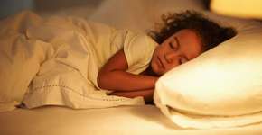 Qual o tempo ideal de sono para que a criança se desenvolva bem?