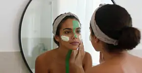 Essa técnica controla a oleosidade e o ressecamento do seu rosto