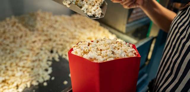 Pipoca de cinema: crocante e deliciosa em casa!