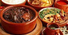 Escute 3 sambas que falam sobre feijoada