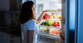 Fome noturna: 11 dicas para controlar a vontade de comer doce à noite