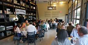 Conheça 6 restaurantes ‘pague o quanto puder’ ao redor do mundo