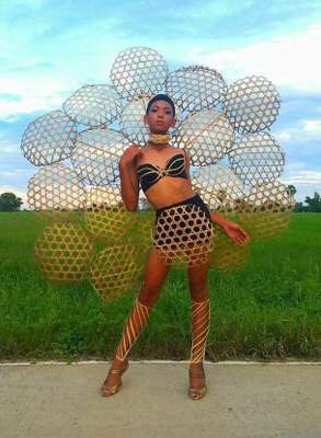 Suchanatda Kaewsa-nga cria coleções inspiradas em Victoria's Secret 