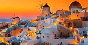 Oia tem o pôr do sol mais espetacular da Grécia