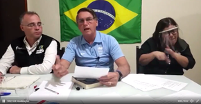 Em live, Bolsonaro explica por que cloroquina não é confiável