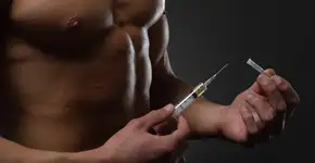 Anabolizantes triplicam risco de infarto em homens, alerta estudo dinamarquês