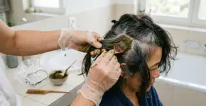 Diga adeus aos cabelos brancos para sempre: a mistura caseira, sem corantes nem produtos químicos, para cobri-los em um dia