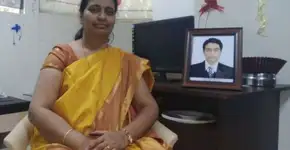 Mulher armazena sêmen de filho morto para se tornar avó de gêmeos