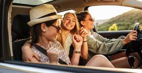 O hábito de escutar música enquanto faz outras coisas tem explicação