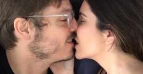 Beijo de Fabio Porchat viraliza e web brinca com gatilho nos solteiros