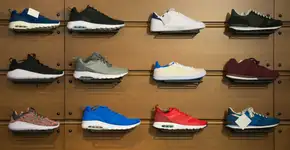 Roupas e calçados da Nike tem até 70% OFF em loja virtual