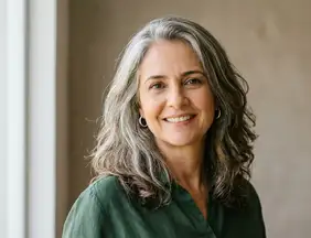 Bem estar: Nutricionistas recomendam 5 grupos alimentares para “combater o aparecimento de cabelos brancos” e ajudar a restaurar a espessura, a cor preta e o brilho originais dos fios