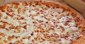 Pizzaria famosa oferecerá opção com queijo vegano