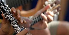 Livraria Cultura recebe roda de choro e tarde de autógrafos de livro sobre o gênero