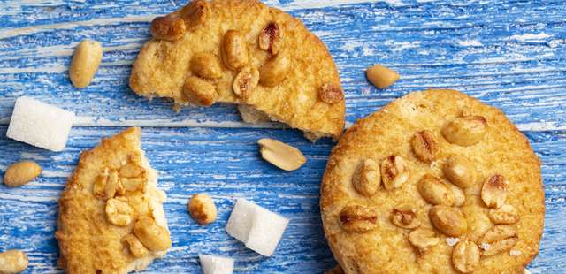 Biscoito de amendoim de 2 ingredientes: o cookie mais fácil que existe