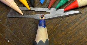 Artista plástico britânico faz esculturas em ponta de lápis