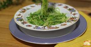 Spaghetti de abobrinha alho e óleo: Low Carb e cheio de sabor