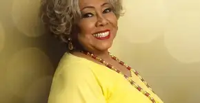 Cantora Alcione faz live solidária em prol do Maranhão