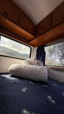 Interior de um dos trailers que podem ser alugados no Parque Nacional do Itatiaia 