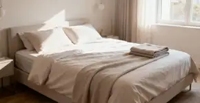 Descobri que arrumar a cama todo dia melhora o humor segundo o Feng Shui