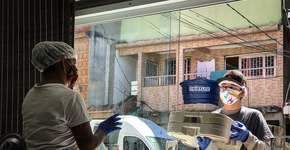 A favela pela favela