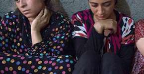 Um iraquiano está comprando escravas sexuais para entregá-las de volta à família