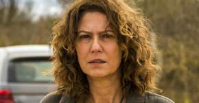 Patricia Pillar critica criança com arminha no colo de Bolsonaro