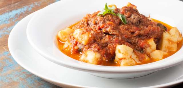 Empório São João celebra 16 anos