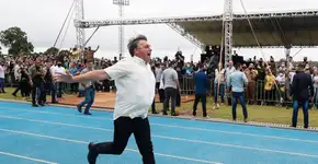 Abaixo-assinados pedindo impeachment de Bolsonaro passam de 60