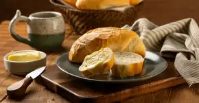 Pão francês na dieta: 11 formas saudáveis de consumir o alimento