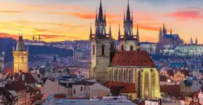 Governo da República Tcheca dá bolsas de estudo para estrangeiros