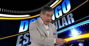 Record tira Paulo Henrique Amorim do ‘Domingo Espetacular’