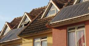 Manual gratuito ensina a fazer aquecedor solar com garrafas PET